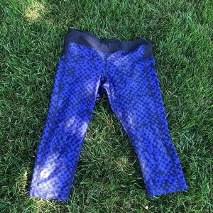 Under Armor compression pants